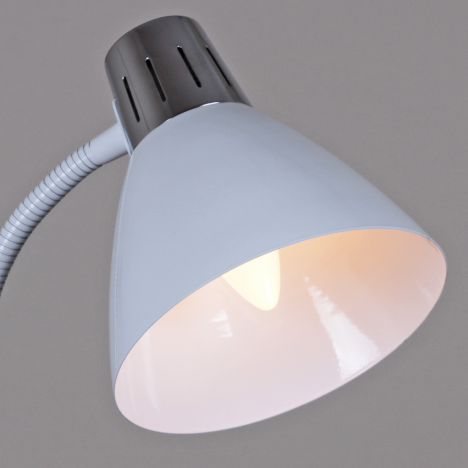 Торшер 03041-0.6-01 WH Е27 40Вт   *1/4