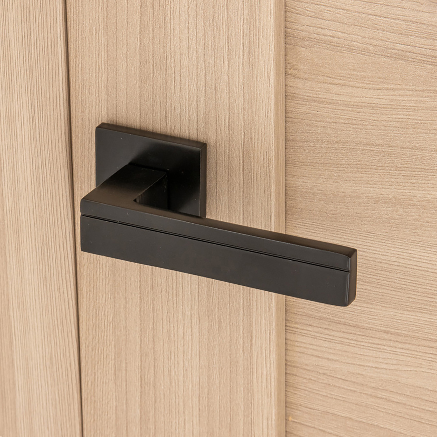 Ручка раздельная ЧЕРНЫЙ матовый H-30153-A-BLM Slim Code Deco *1/18