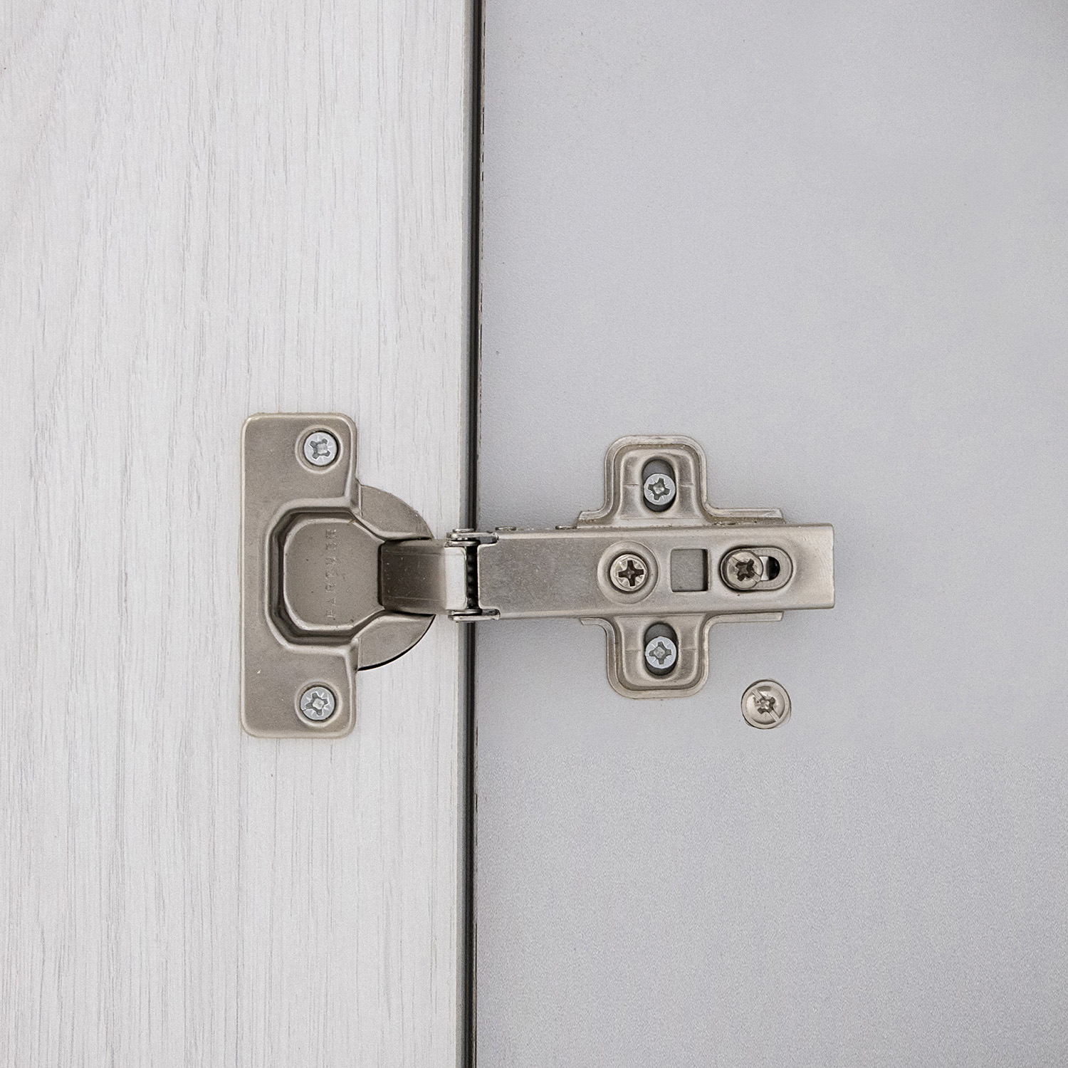 Шкаф напольный 800х850х600 мм BROZEX-WOOD Camellia, с двумя дверцами, серый / юта