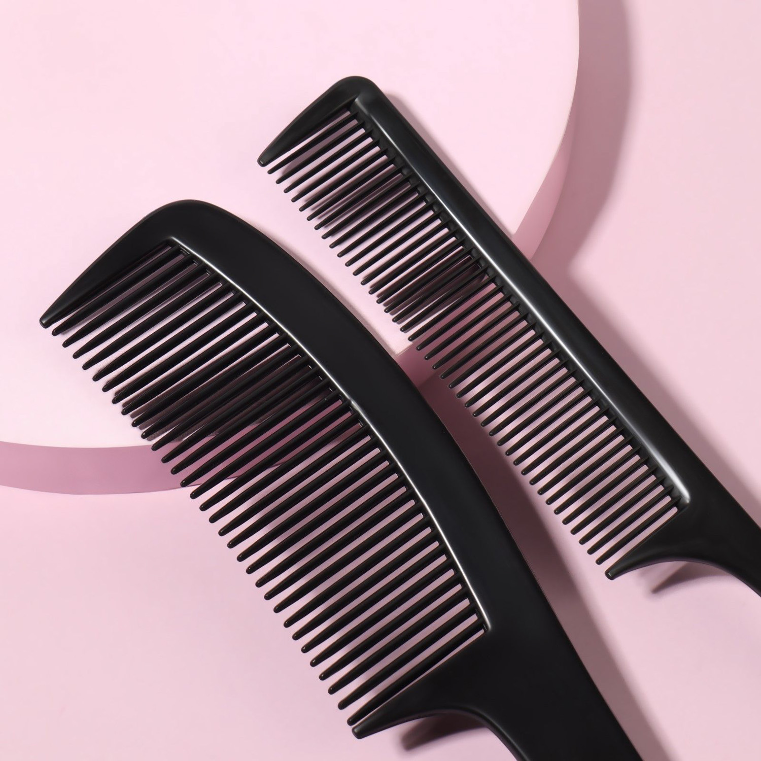 Набор расчесок 2пр (с ручкой с хвостиком) 21,5(±1)см черный пакет QF 3519180