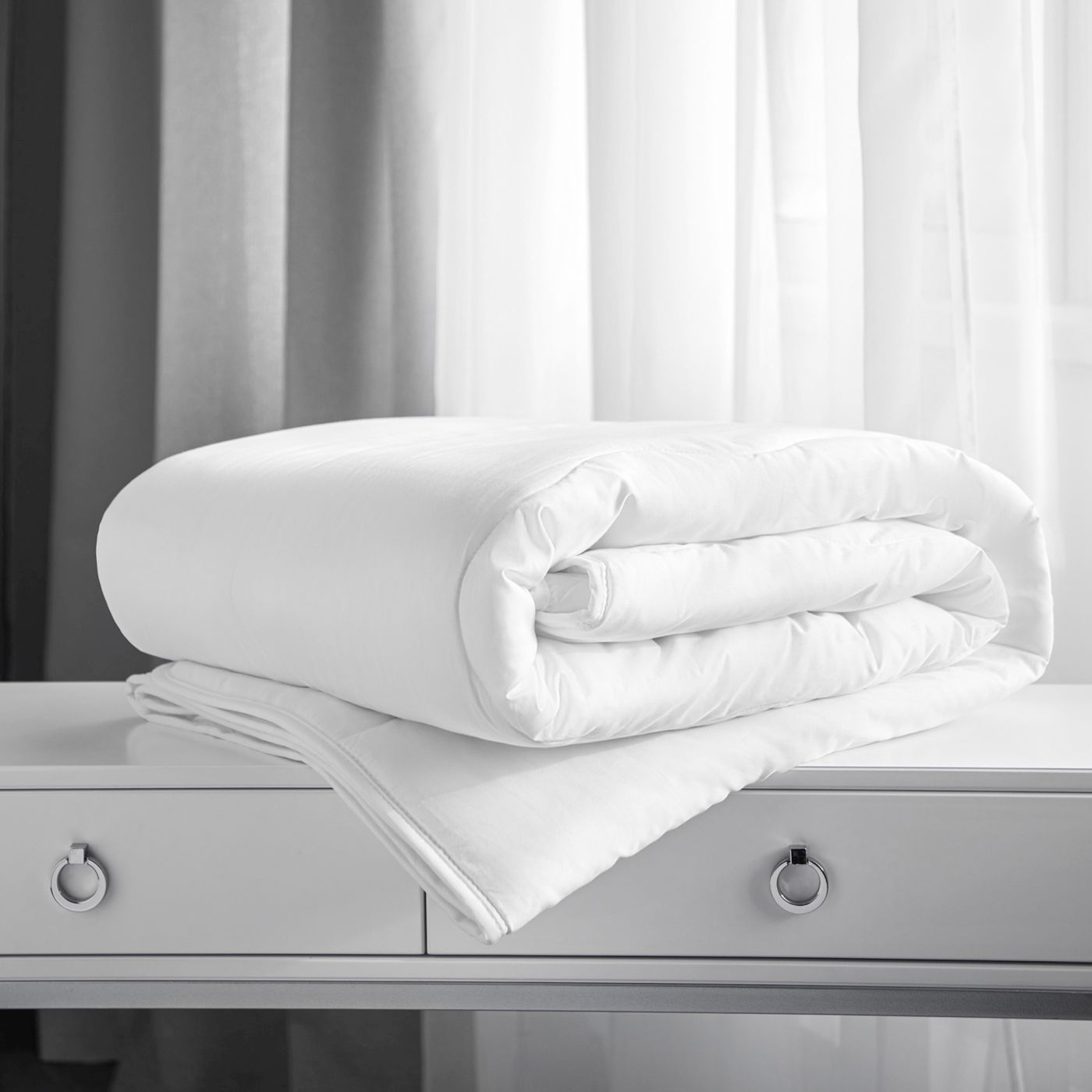 Одеяло Шелк 200*220см облегченное , чехол хлопок, сумка Verossa *1/16