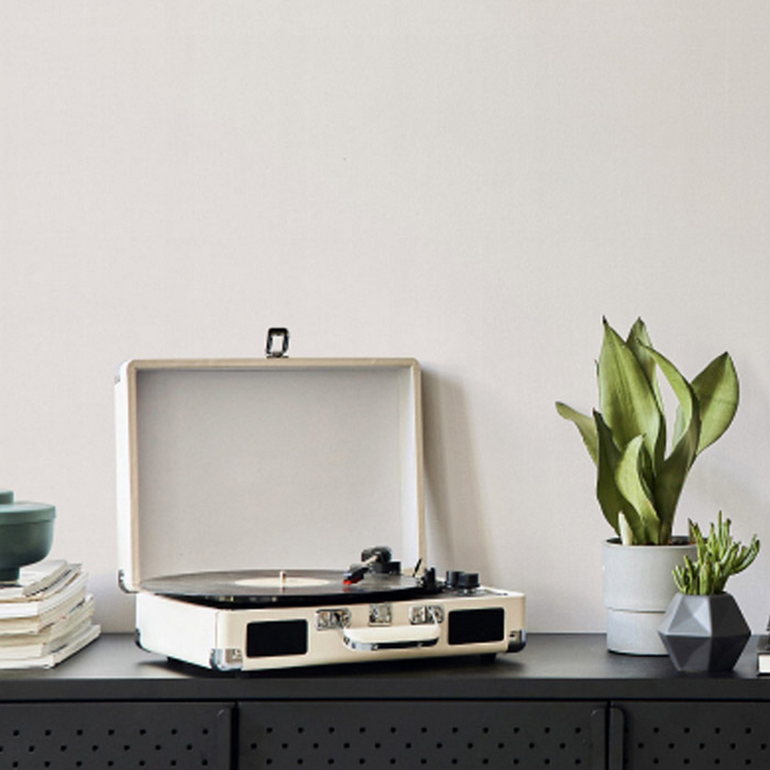 Обои флиз "AS Палитра" Аспект 70393-24 1,06*10м *1/6 Обои флиз "AS Палитра" Аспект 70393-24 1,06*10м *1/6