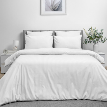 Постельное белье 1,5сп поплин Волшебная Ночь 8709/2 Warm white, наволочки 70*70 - 2шт *1/7 Постельное белье 1,5сп поплин Волшебная Ночь 8709/2 Warm white, наволочки 70*70 - 2шт *1/7