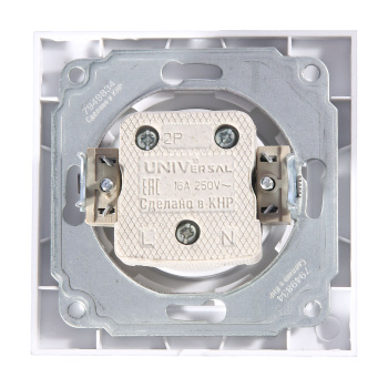 Розетка Бриллиант СП 1-мест. серебро бз 16А IP20 UNIVersal 7949834